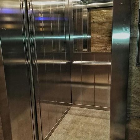 Central City Rooms M09 Apartment ボローニャ エクステリア 写真