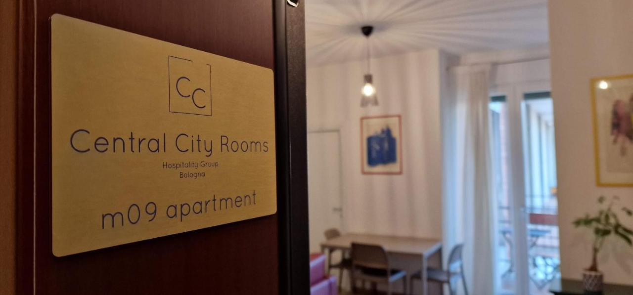 Central City Rooms M09 Apartment ボローニャ エクステリア 写真
